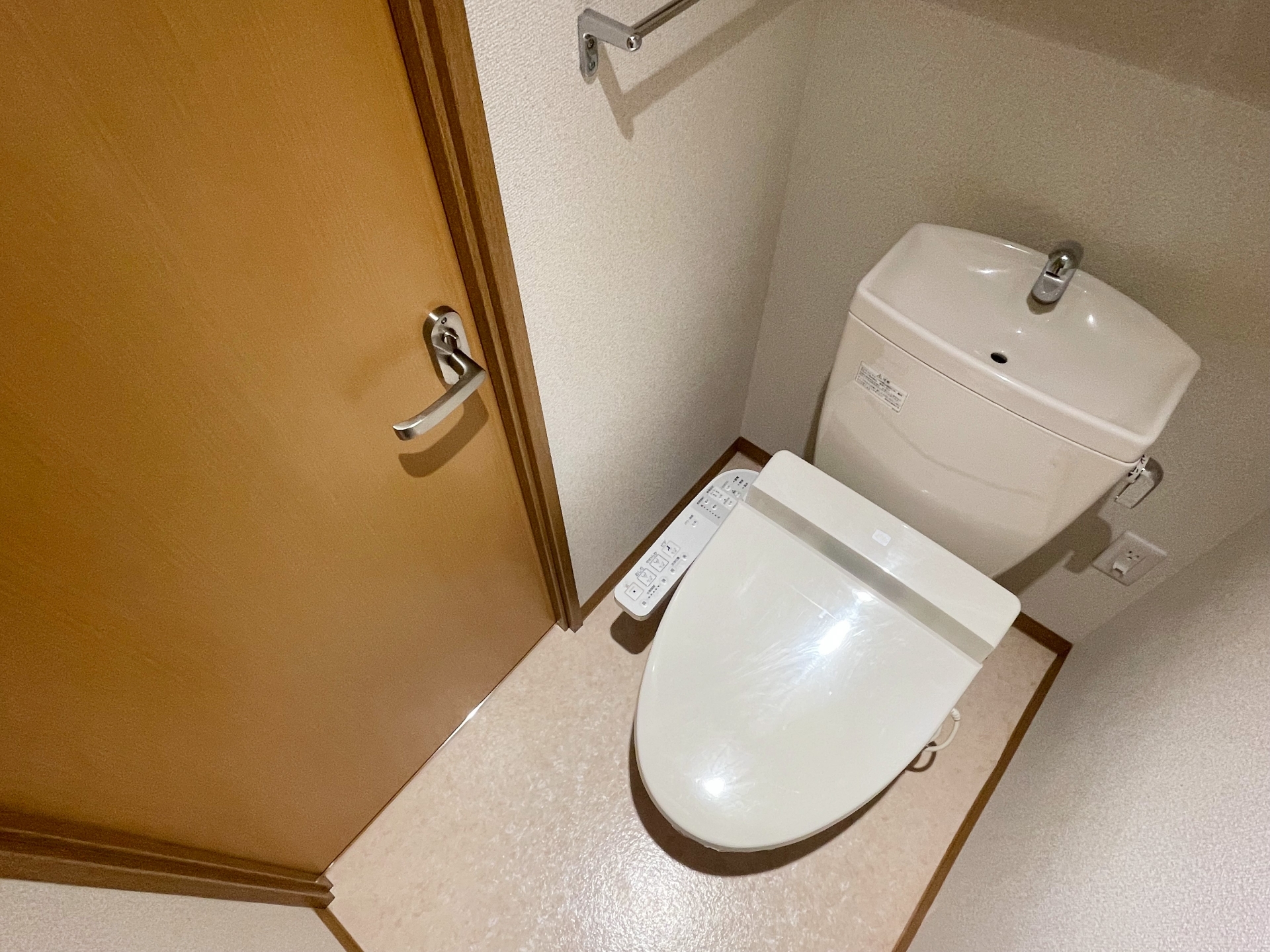 賃貸でトイレつまりが起きたときの正しい対処法とは